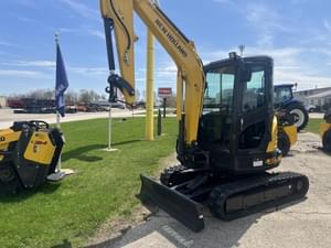 2024 New Holland E37C Image