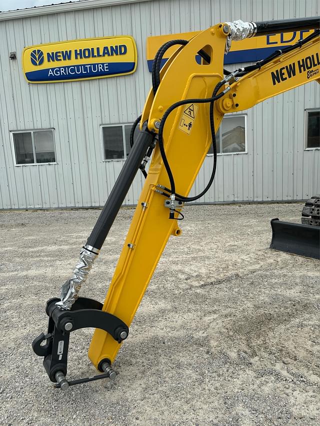 Image of New Holland E60C equipment image 2