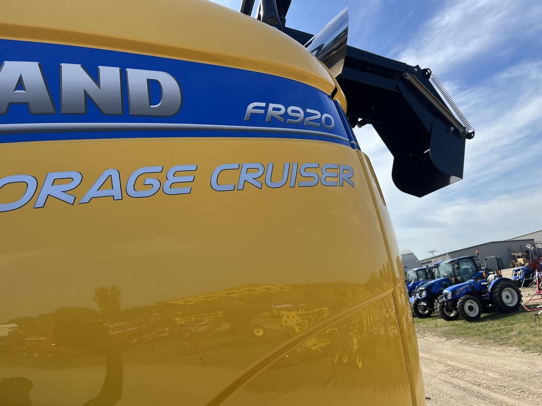 Image of New Holland FR920 Image 1