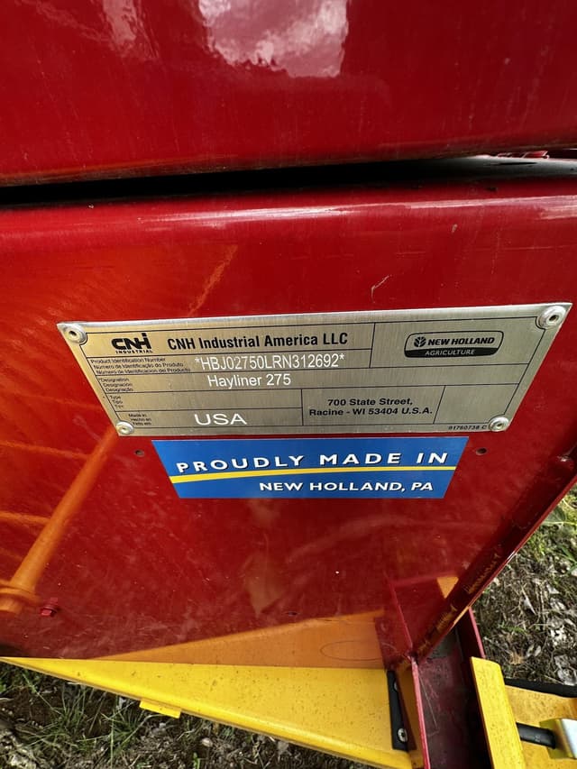 Image of New Holland Hayliner 275 equipment image 4