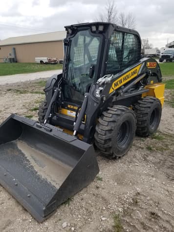 Main image New Holland L320
