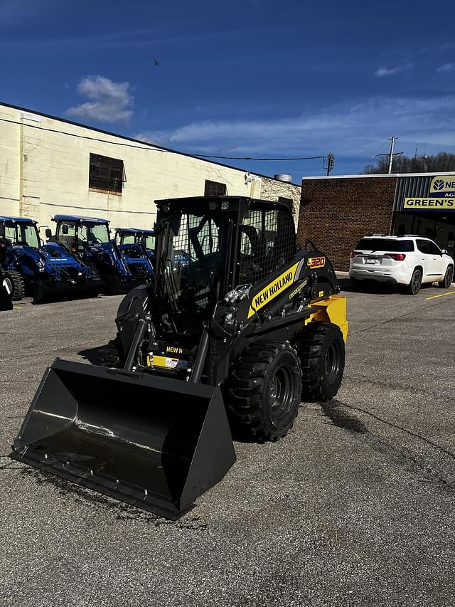 Image of New Holland L320 equipment image 2