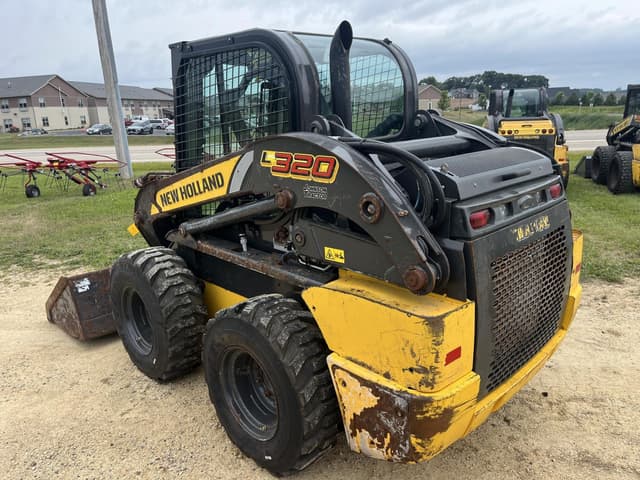 Image of New Holland L320 equipment image 4