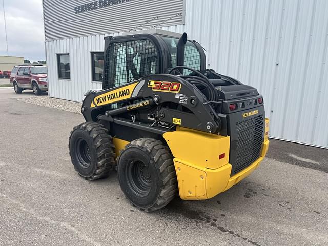 Image of New Holland L320 equipment image 2