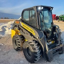 Image of New Holland L320 equipment image 1