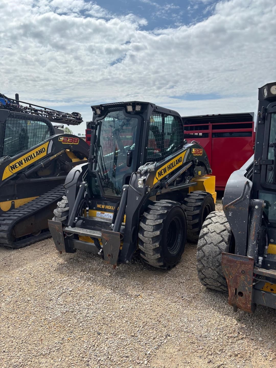 Image of New Holland L320 Primary image