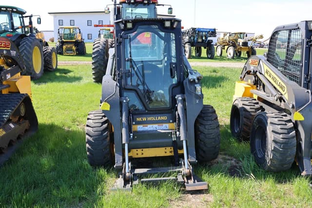 Image of New Holland L328 equipment image 1