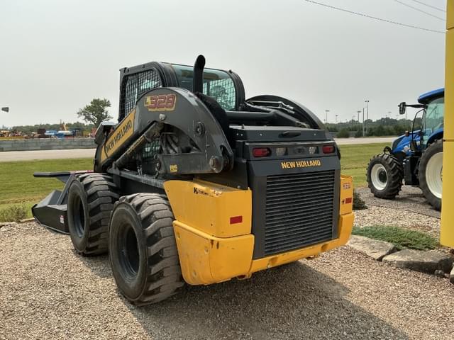 Image of New Holland L328 equipment image 3
