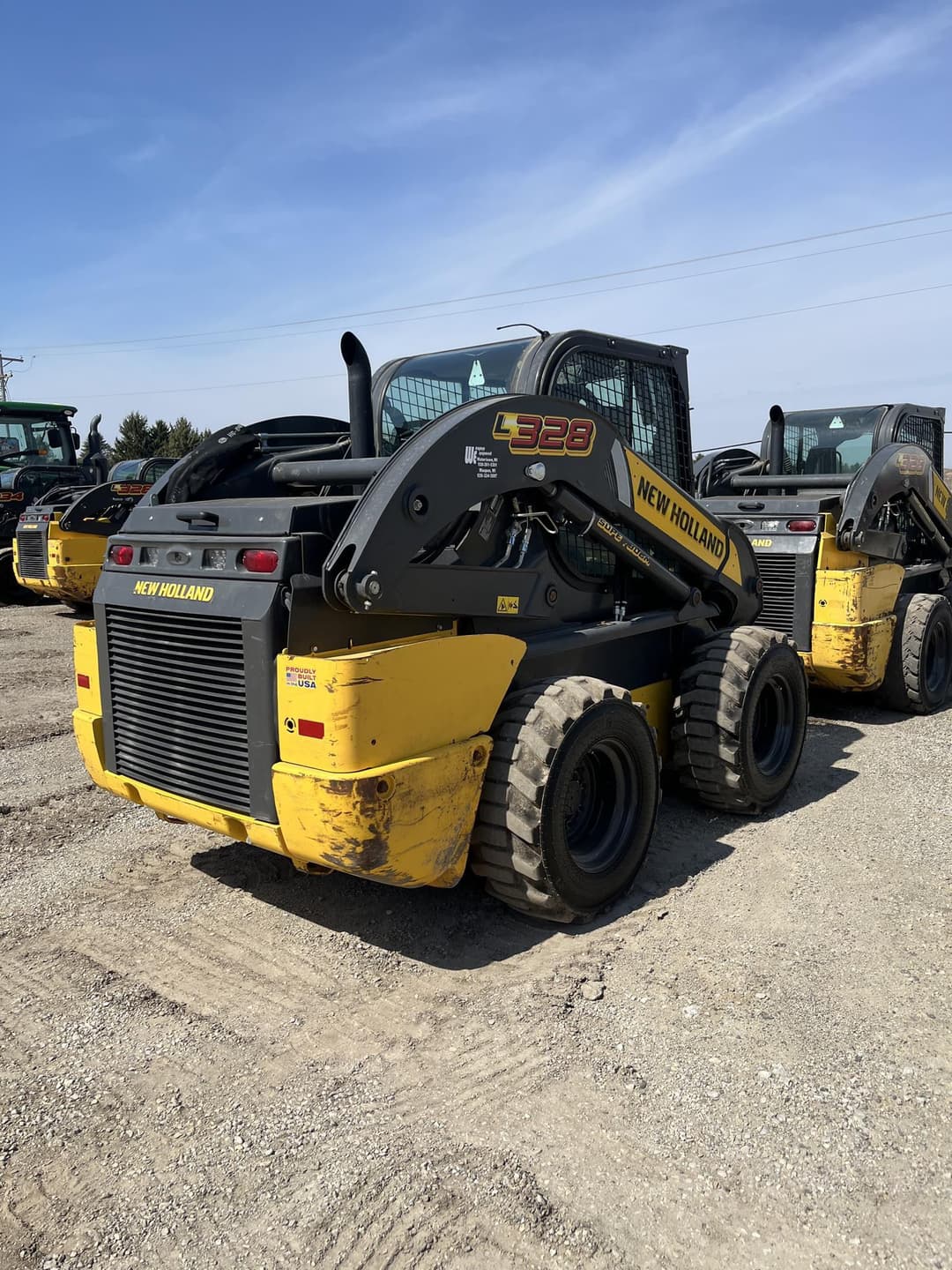 Image of New Holland L328 Image 0