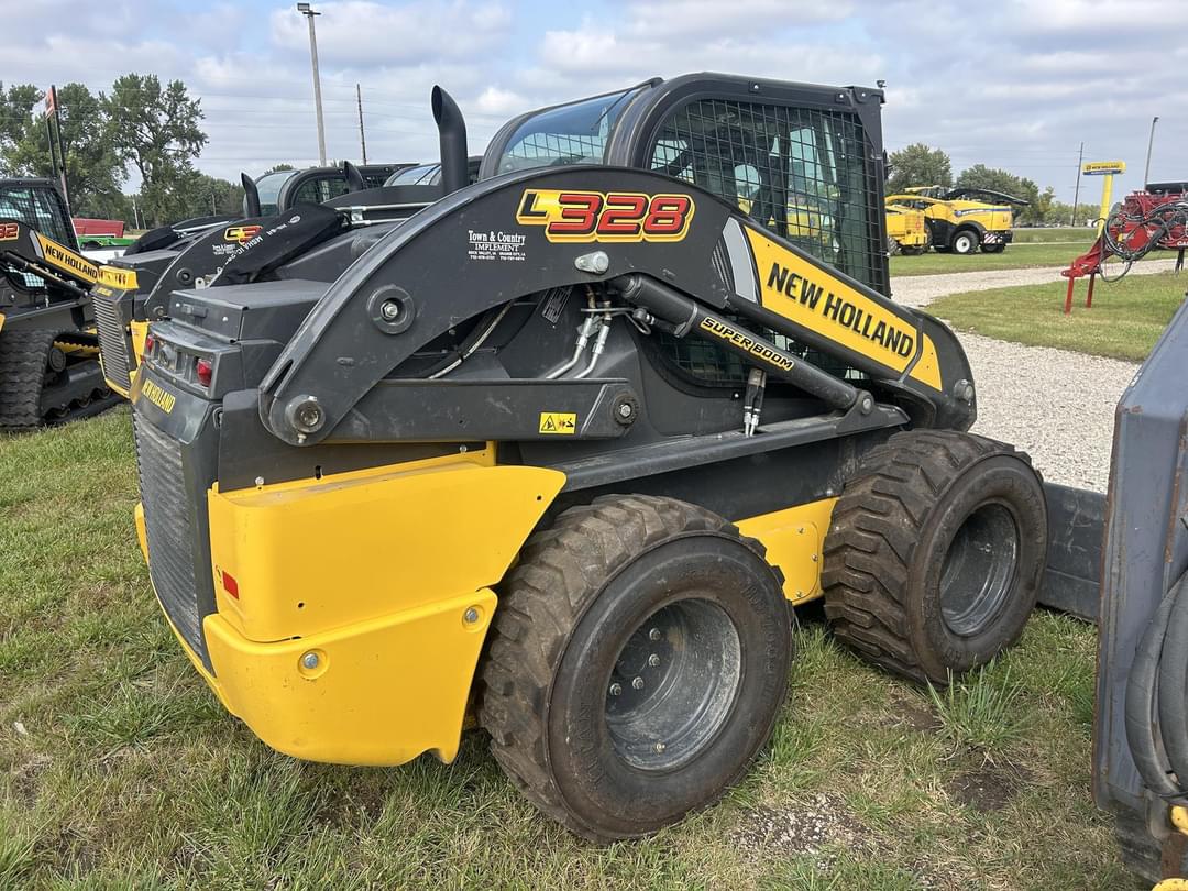 Image of New Holland L328 Primary image