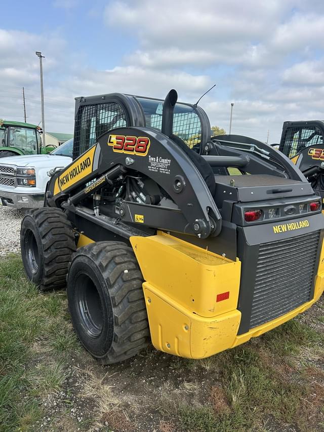 Image of New Holland L328 equipment image 3