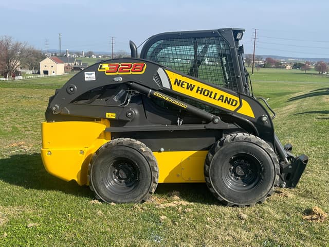 Image of New Holland L328 equipment image 2