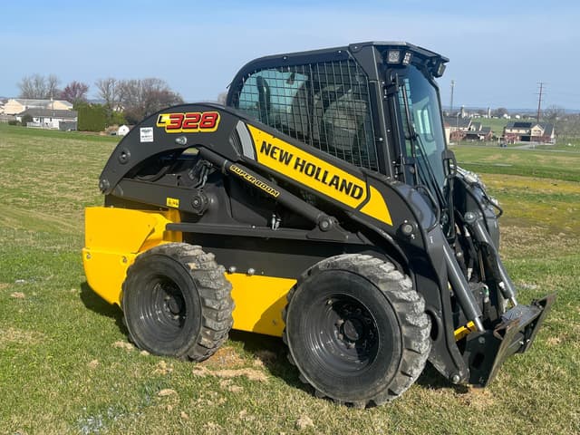 Image of New Holland L328 equipment image 1