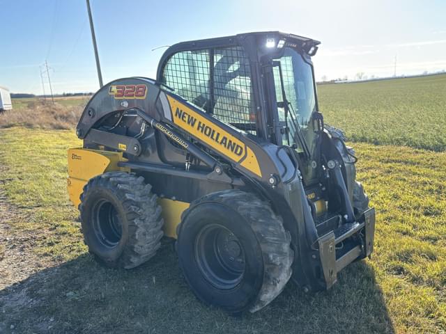 Image of New Holland L328 equipment image 1