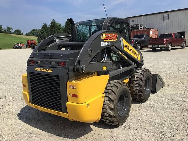 Image of New Holland L328 equipment image 4
