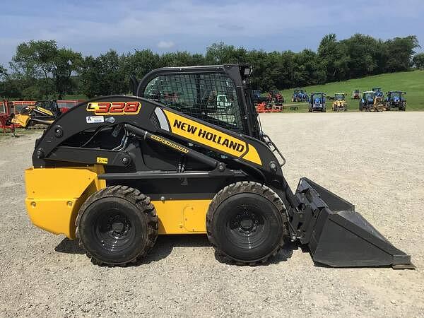 Image of New Holland L328 equipment image 2
