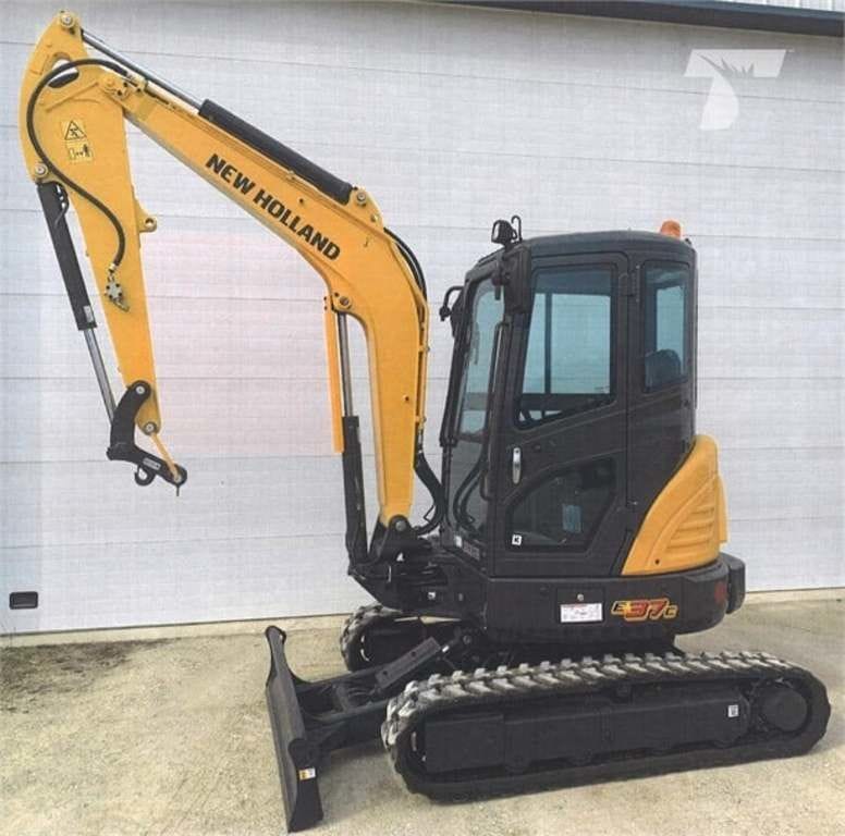 2025 New Holland E37C Equipment Image0