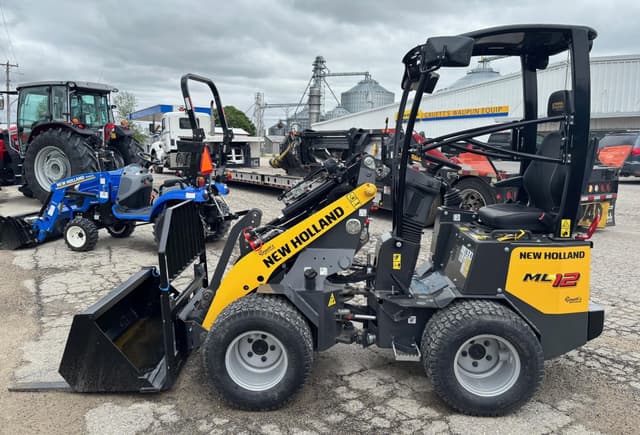 Image of New Holland ML12 equipment image 1