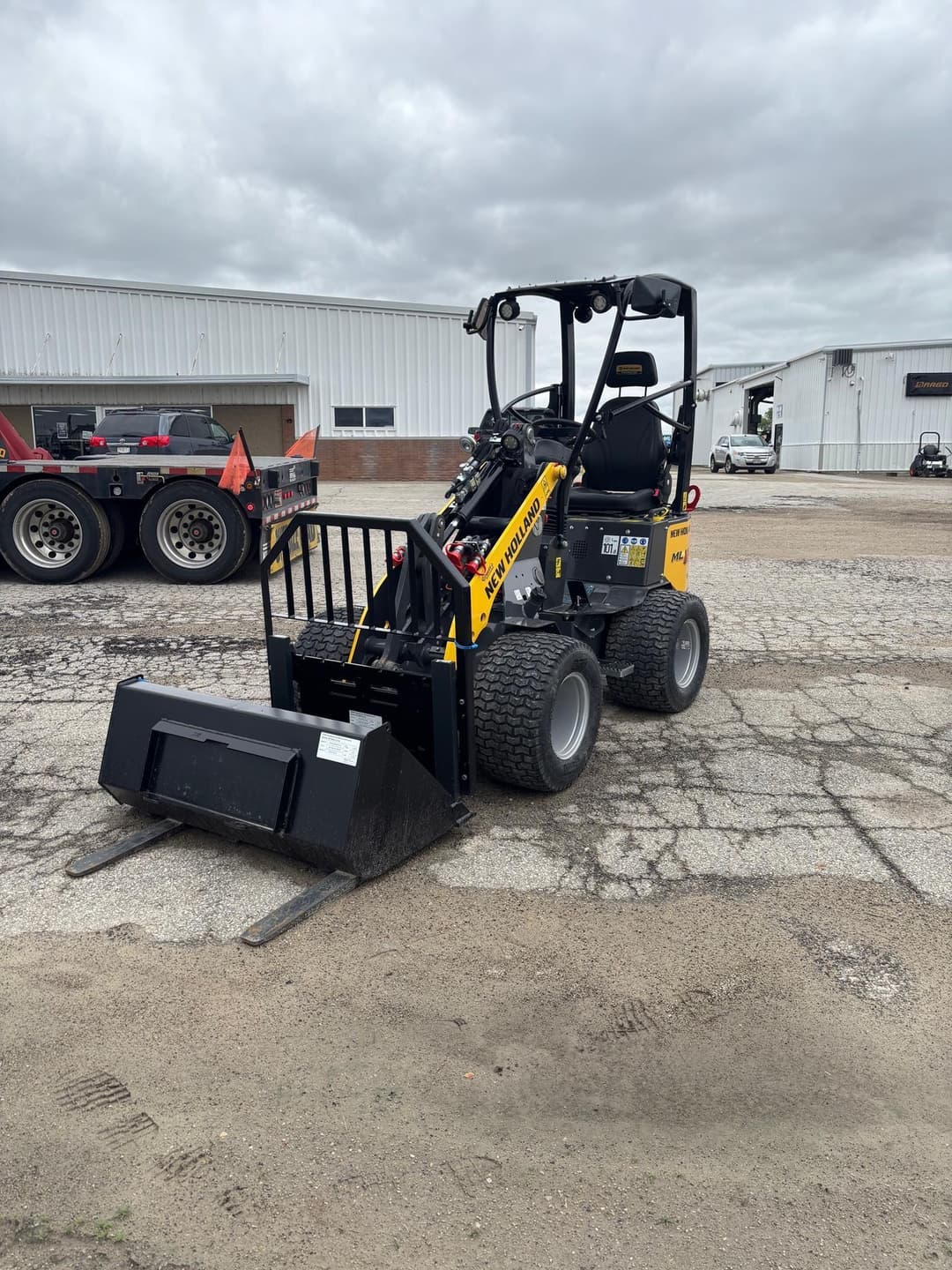Image of New Holland ML12 Primary image