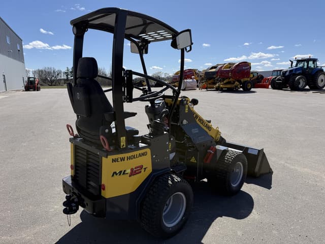 Image of New Holland ML12T equipment image 4