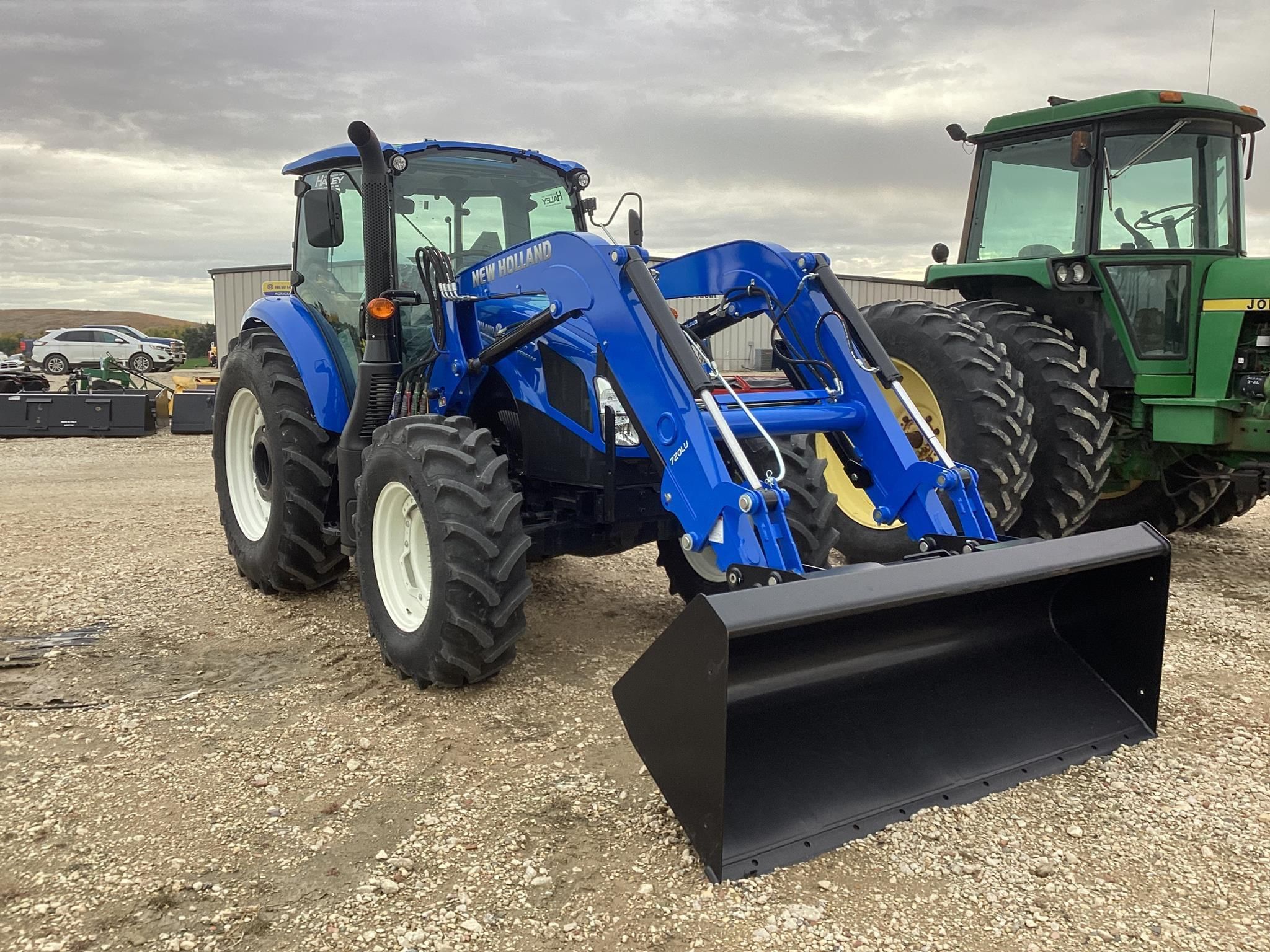 2024 New Holland PowerStar 120 Equipment Image0