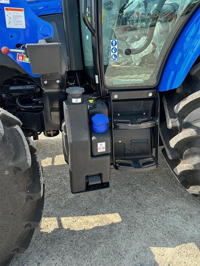 Image of New Holland PowerStar 120 equipment image 3