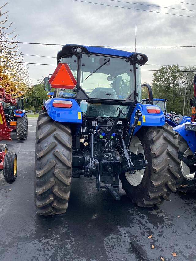 Image of New Holland PowerStar 120 equipment image 4