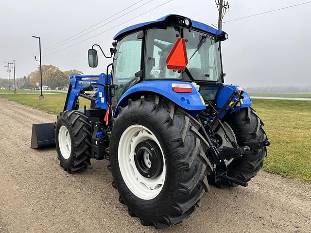 Image of New Holland PowerStar 120 equipment image 2