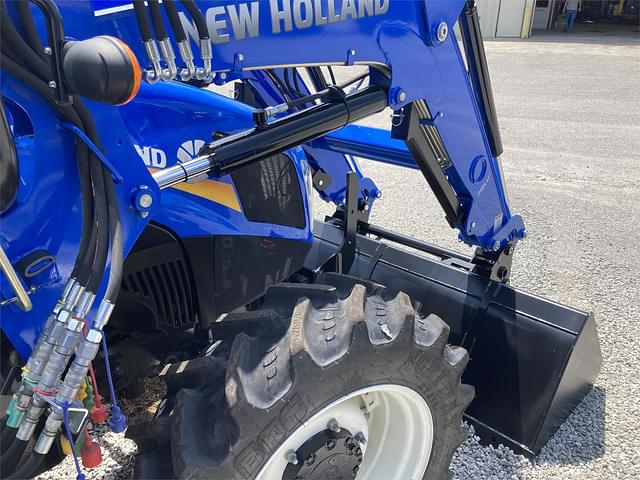 Image of New Holland PowerStar 75 equipment image 4