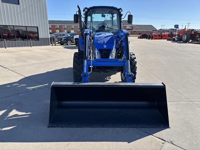 Image of New Holland PowerStar 75 equipment image 2