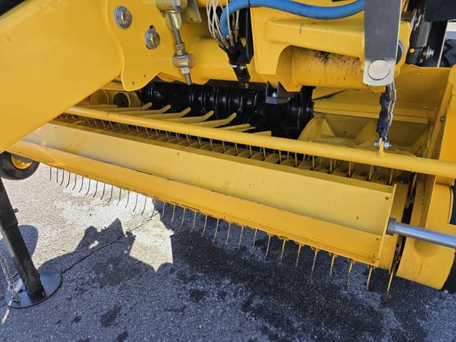 Image of New Holland Pro-Belt 450 Cropcutter equipment image 4