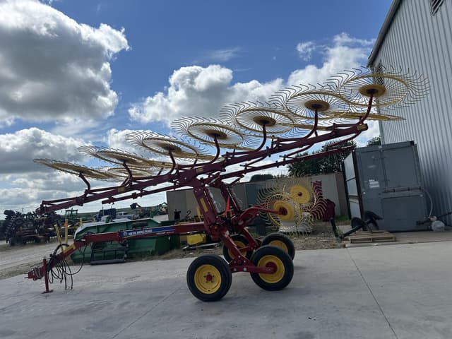 Image of New Holland ProCart 1428P equipment image 3