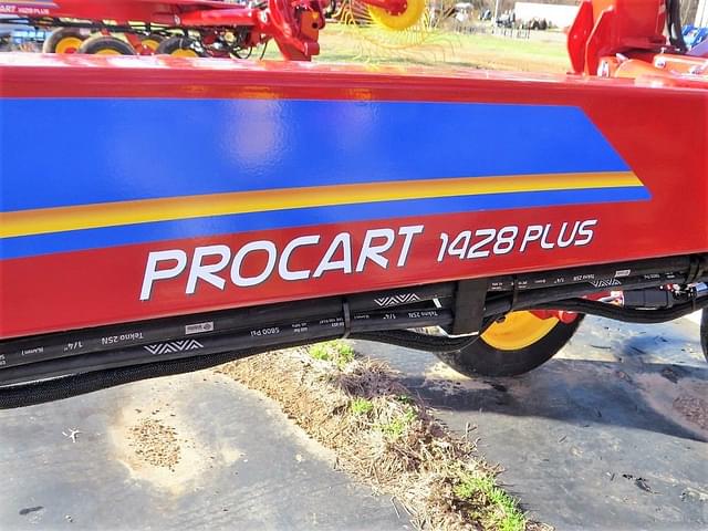 Image of New Holland ProCart 1428 Plus equipment image 2