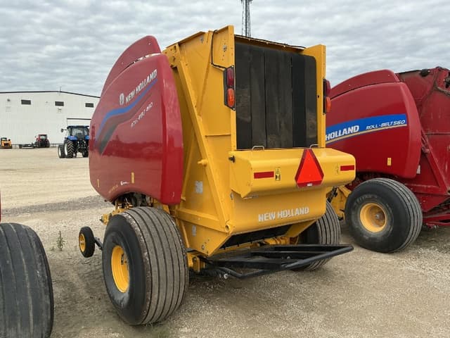 Image of New Holland RB460 Hay Special equipment image 2
