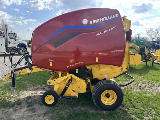 Image of New Holland RB450 Silage Special equipment image 1