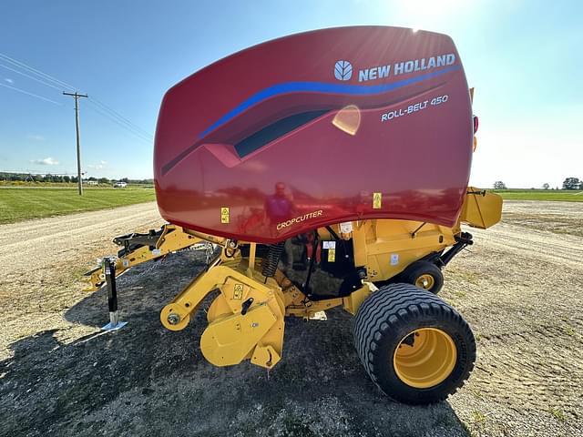 Image of New Holland RB450 CropCutter equipment image 1