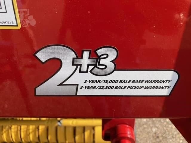 Image of New Holland RB450 Utility Plus equipment image 3