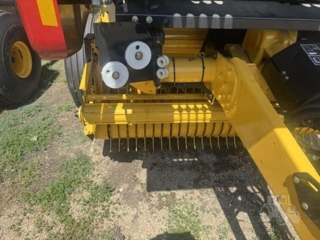 Image of New Holland RB460 Silage Special equipment image 4