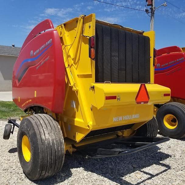 Image of New Holland RB560 Specialty Crop Xtra equipment image 2