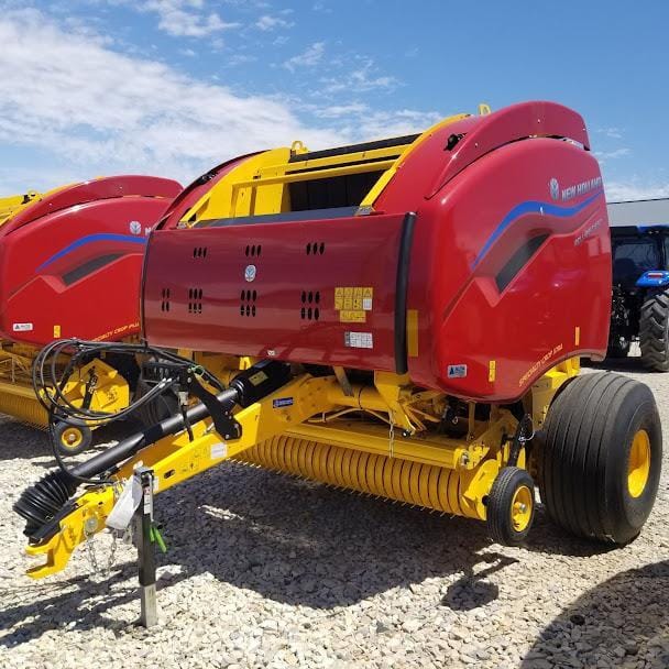 2024 New Holland RB560 Specialty Crop Xtra Equipment Image0