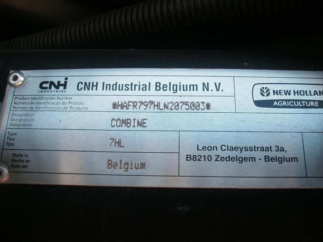 Image of New Holland RB560 Specialty Crop Plus Image 1