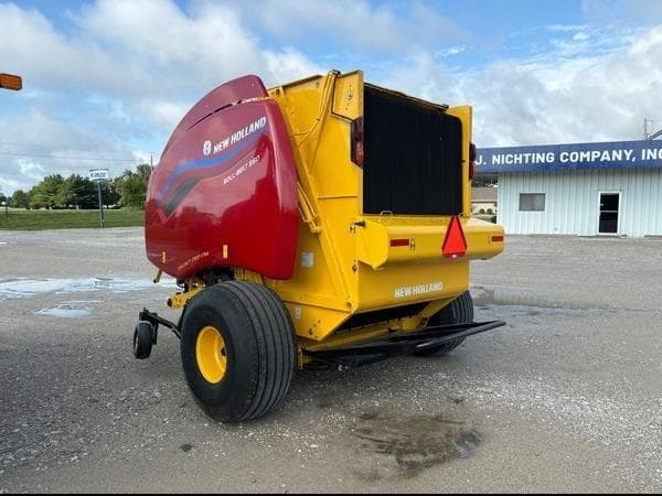 Image of New Holland RB560 Specialty Crop Xtra equipment image 1
