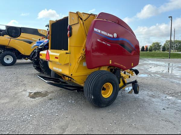 Image of New Holland RB560 Specialty Crop Plus equipment image 1
