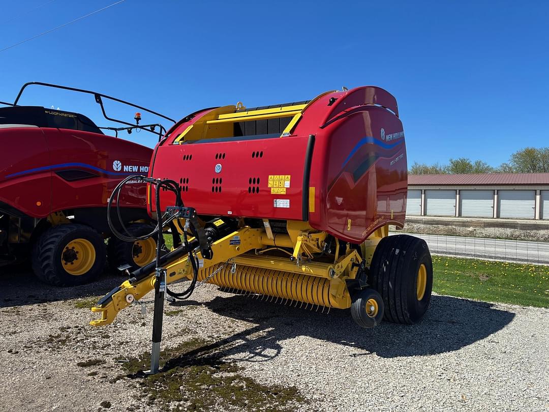 Image of New Holland RB560 Specialty Crop Plus Primary image