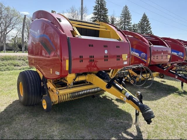 Image of New Holland RB560 equipment image 1