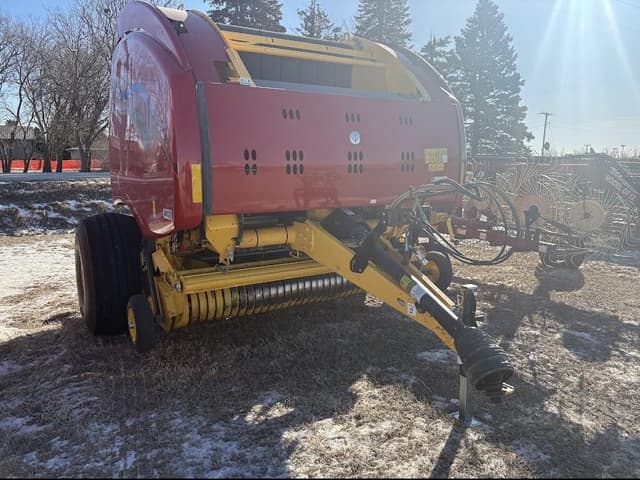 Image of New Holland RB560 equipment image 1