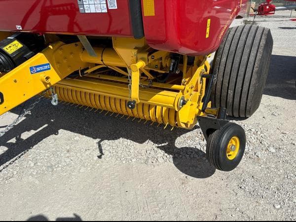 Image of New Holland RB560 Specialty Crop Xtra Image 1