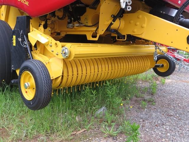 Image of New Holland RB460 Silage Special equipment image 3