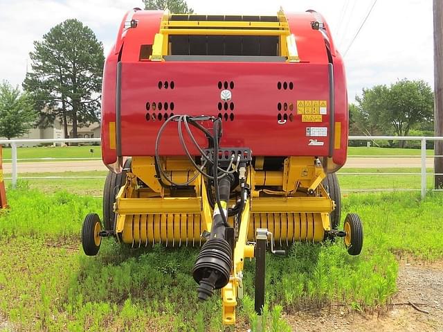 Image of New Holland RB460 Hay Special equipment image 3