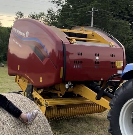 2024 New Holland RB450 Equipment Image0